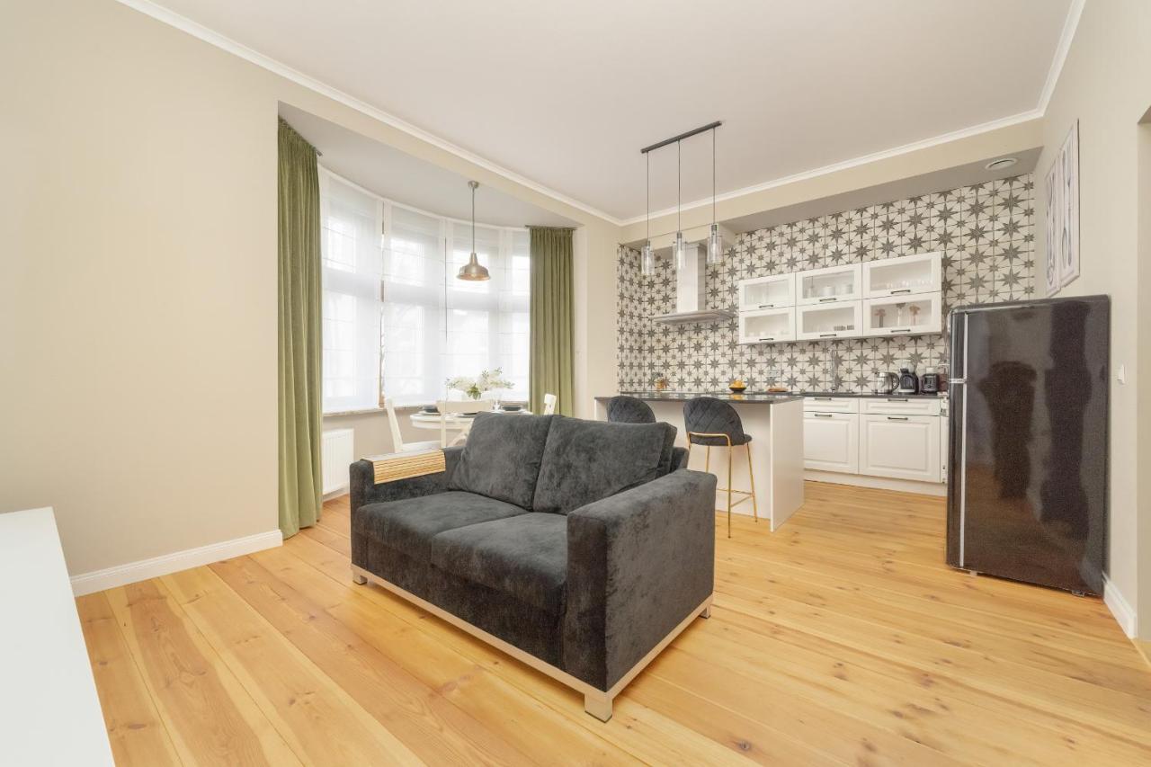 Aesthetic One Bedroom Apartment In Wroclaw By Noclegi Renters Экстерьер фото